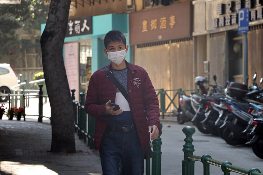 How does the coronavirus compare to the Spanish flu?
